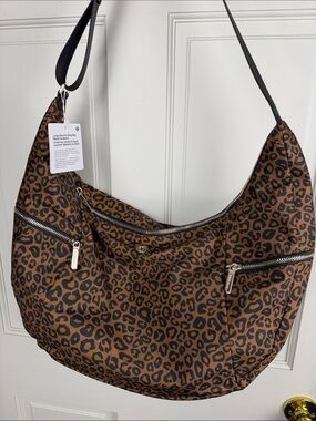 NWT Lululemon Large Slouchy Sling Bag 13L - Metal Hardware - Leopard Print